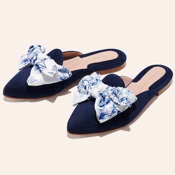 EComm: Graduation gifts worth the investment